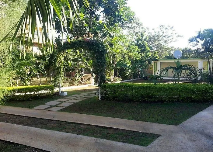 Mom's Village Bed & Breakfast